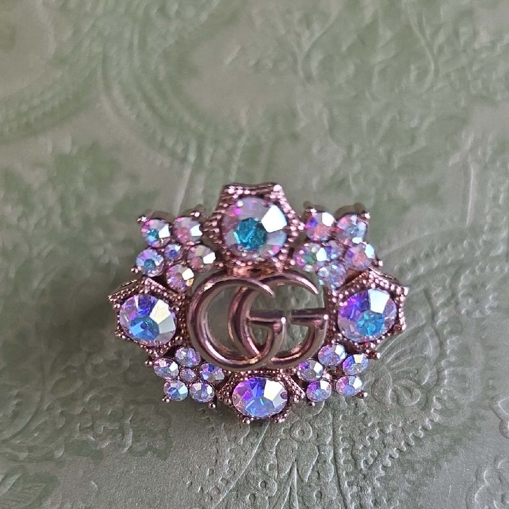 Gucci Gold GG Crystal Floral Brooch in Iridescent Multi - Picture 2 of 7